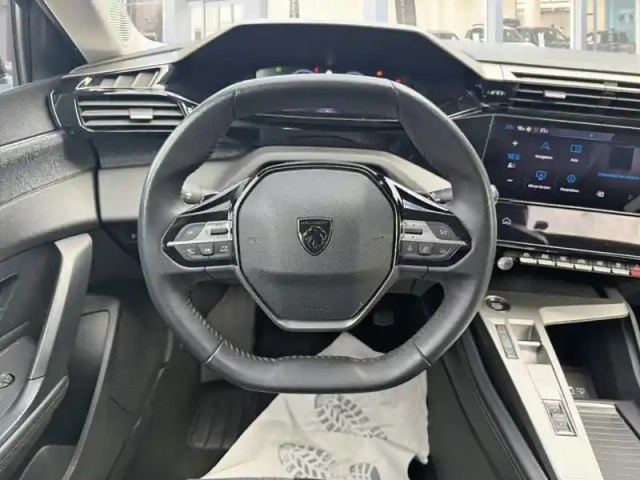 Peugeot 408 phev 180 e-eat8 allure — photo 12