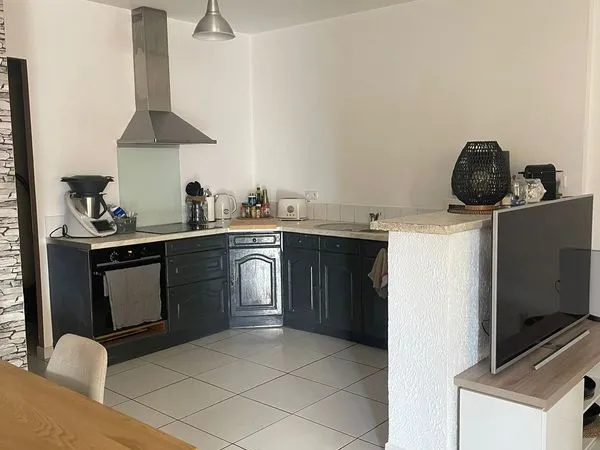 Appartement T3 + terrasse et garage