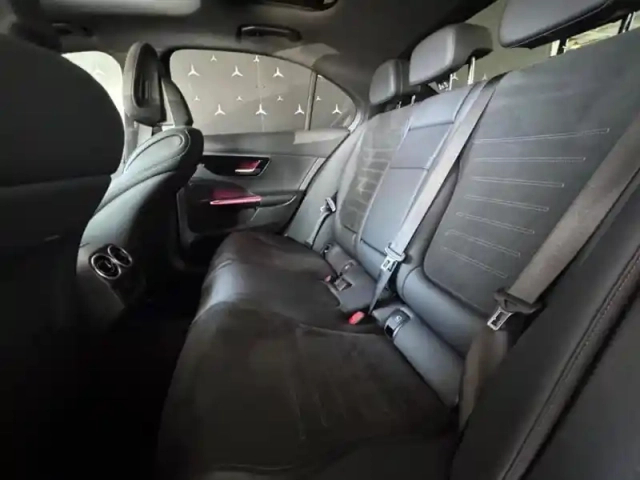 Mercedes Classe C 220 d berline amg lin — photo 32