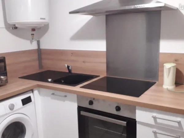 Appartement de 40 m² à louer - 480 + 80 de charges situé sur le boulevard Bel air