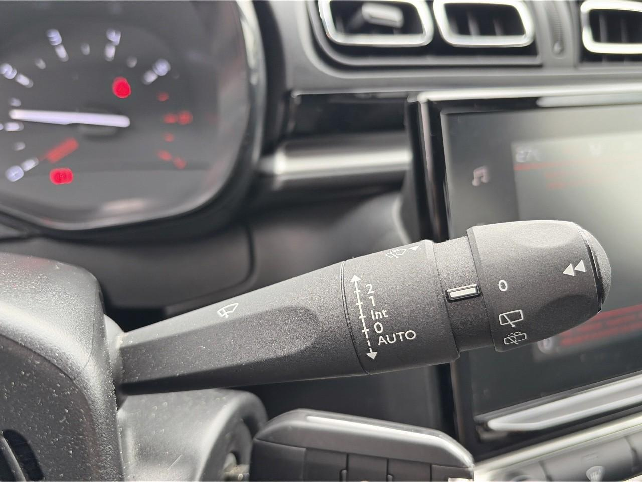 Citroën C3 1.2 puretech 83ch s&s shine — photo 16