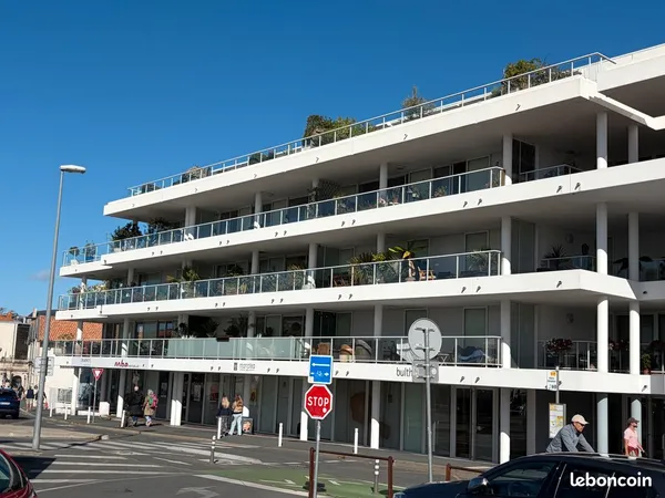 Location studio meublé 21 m² centre ville La Rochelle