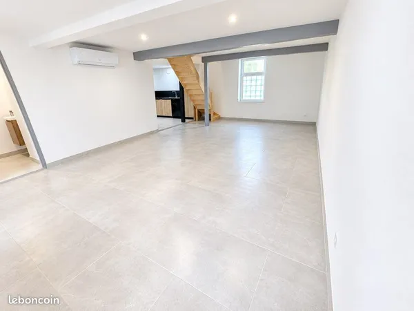 Maison individuelle rénovée avec 4 chambres - 133 m²