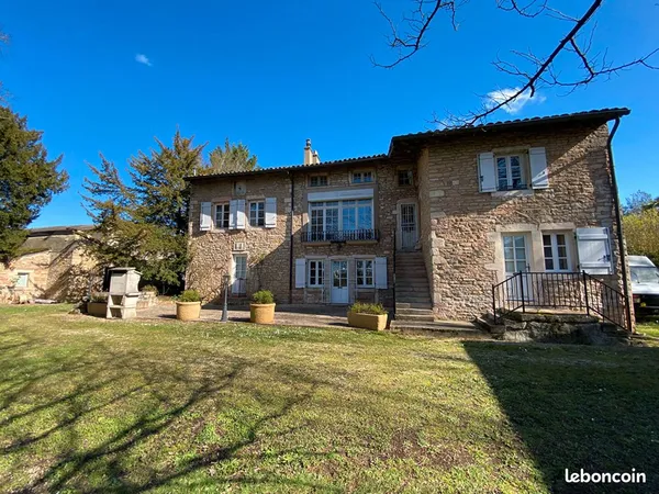 Propriété 12 pièces 413 m²
