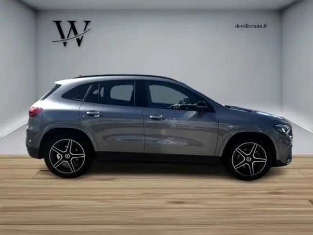 Mercedes Gla 200 d amg line — photo 6