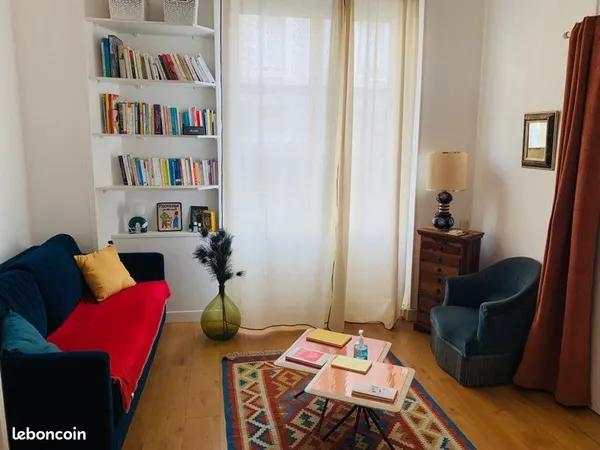 Location cabinet/bureau