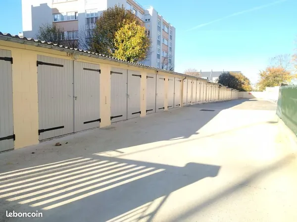 Garage/box Compiegne