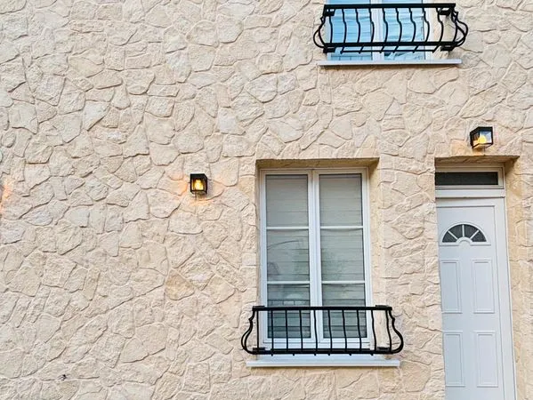 Appartement - maison de ville