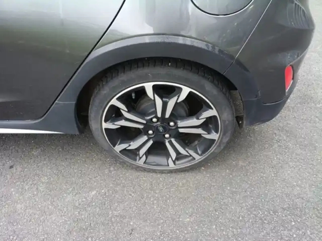 Ford Fiesta active 1.0 ecoboost 95ch — photo 14