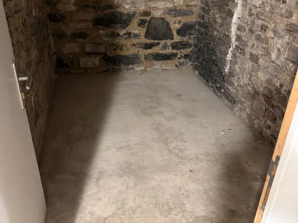Cave à louer - 5 m² - Nanterre Mont-Valérien