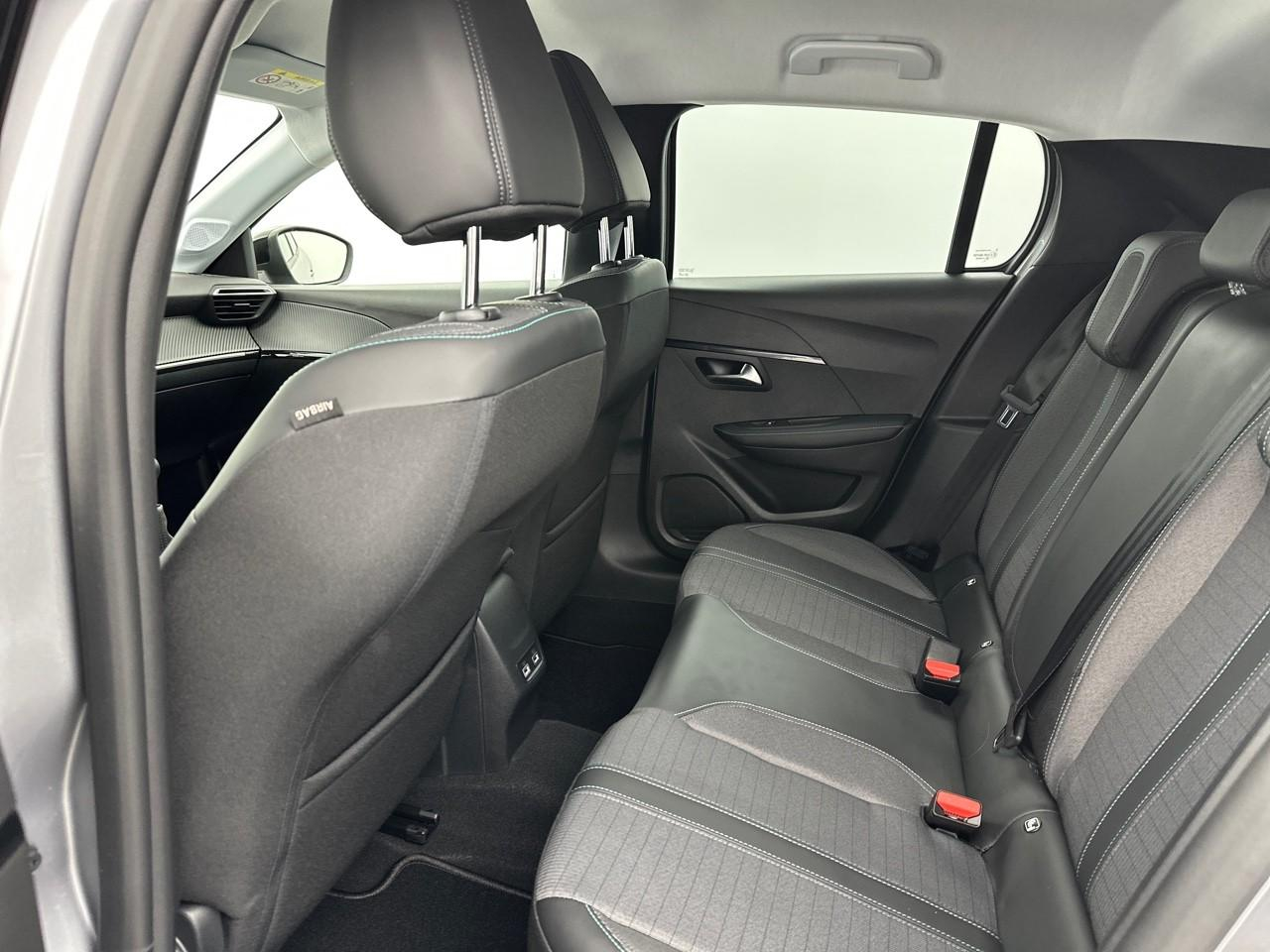 Peugeot 208 puretech 100 s&s bvm6 allure — photo 12