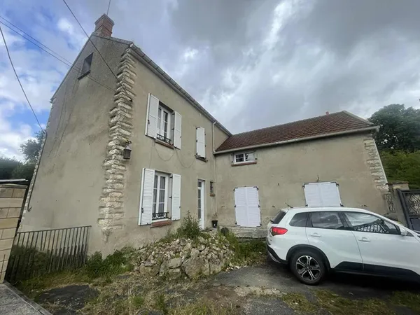 Grande maison à Guillerval avec dependances