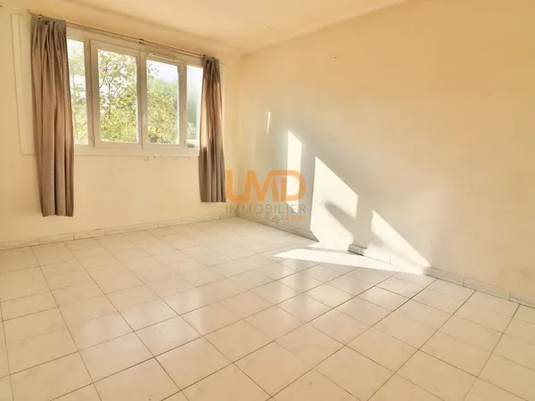 Toulon  Le Faron  Appartement T2 40 m² avec parking privatif e