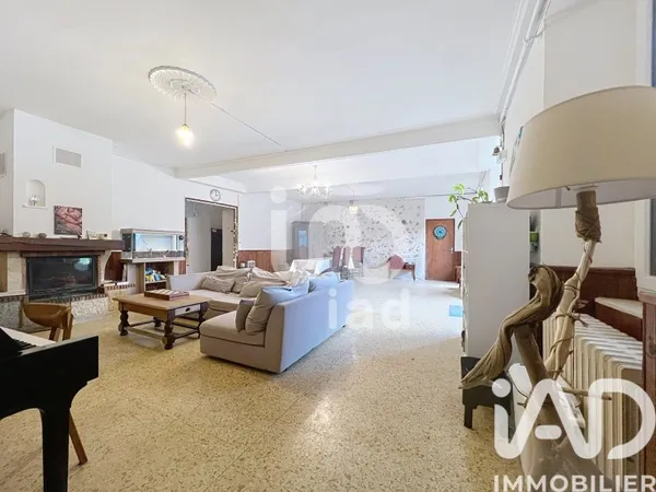 Maison 10 pièces 610 m²