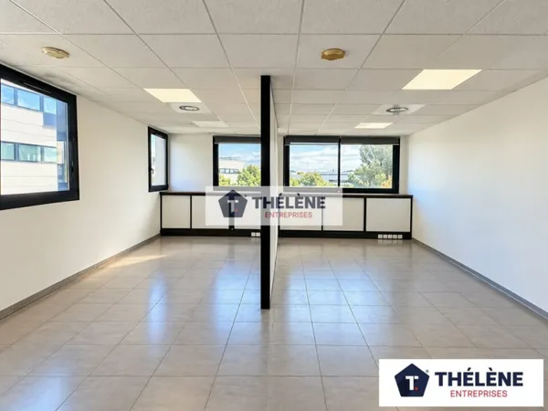 Bureaux 143 m²