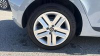 Renault Clio 1.5 Blue dCi 100ch Evolution - 24 — photo 20