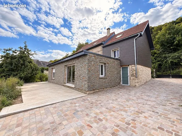 Propriété 7 pièces 199 m²