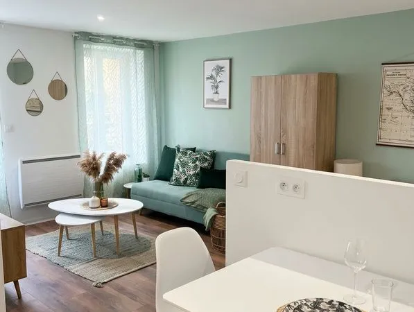 🏡 t1 bis avec balcon - 3e étage - quai farconnet - tournon-sur-rhône