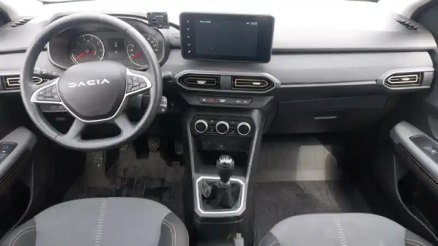 Dacia Sandero eco-g 100 — photo 9