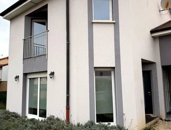 Pavillon contemporain 165 m²+ 35 M2 combles aménagés - 5 chambres dont 1 suite parentale - terrain 5