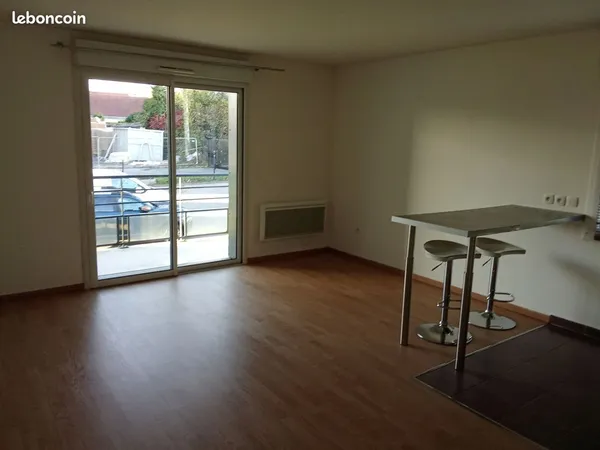 Appartement T2 et place de parking