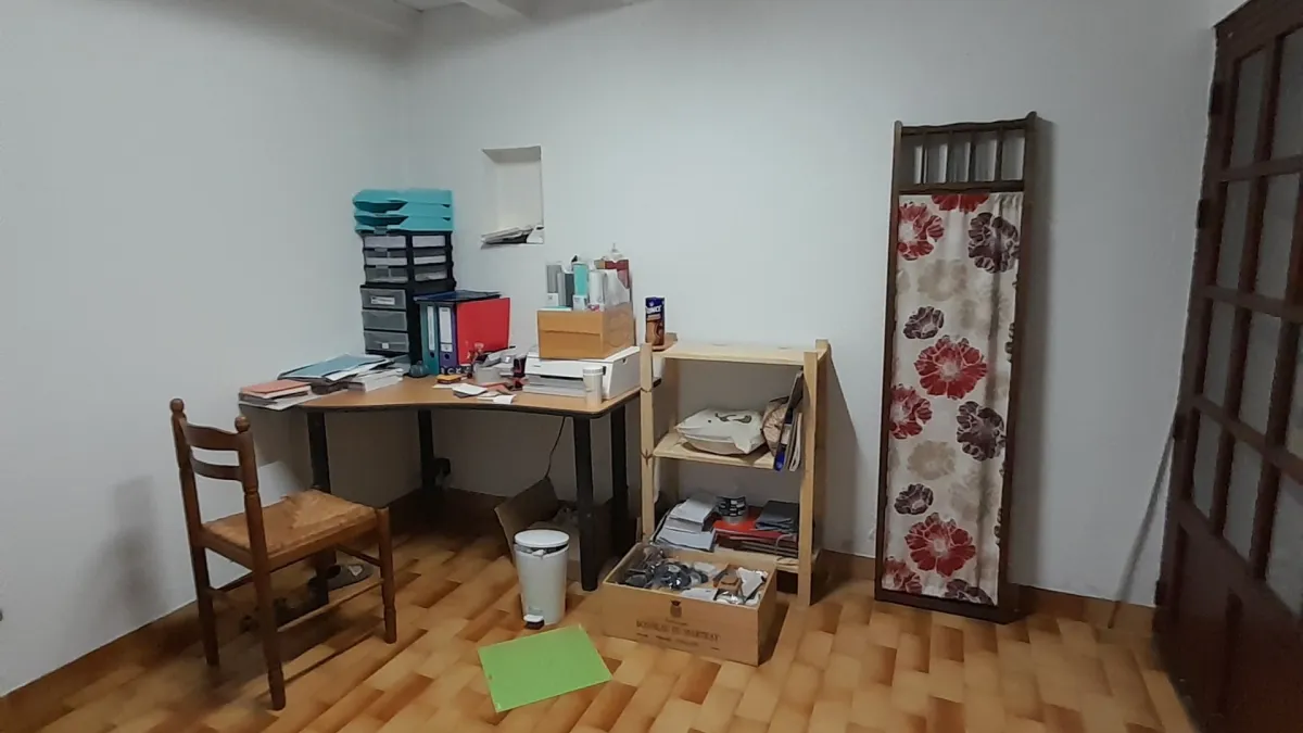 Photo 6