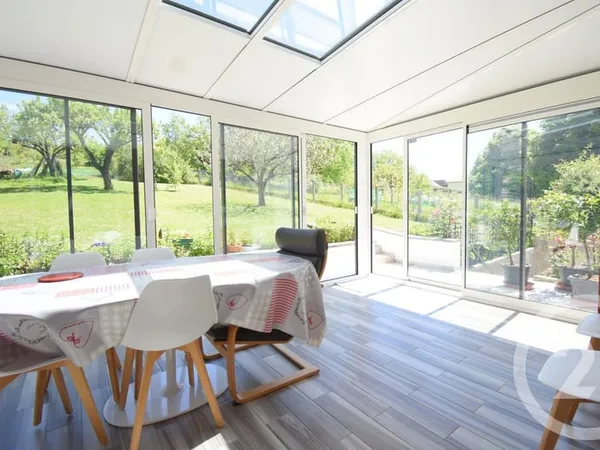 Maison 5 pièces 206 m²