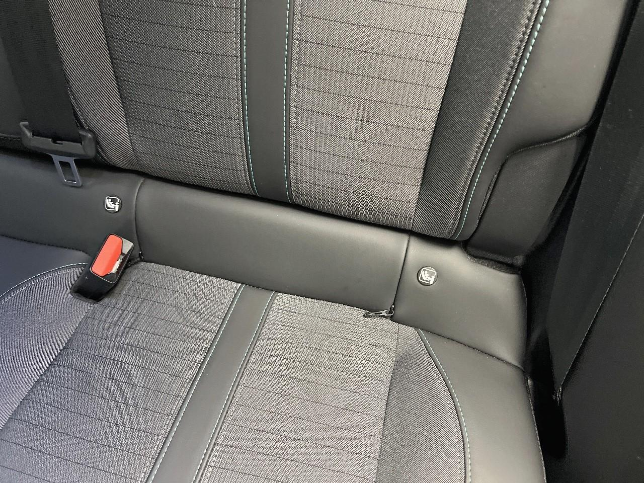 Peugeot 2008 puretech 100 s&s bvm6 allure pack — photo 17