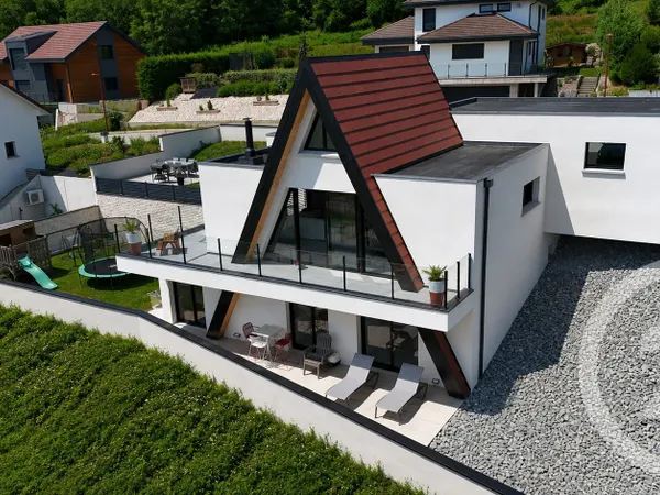 Maison 6 pièces 190 m²