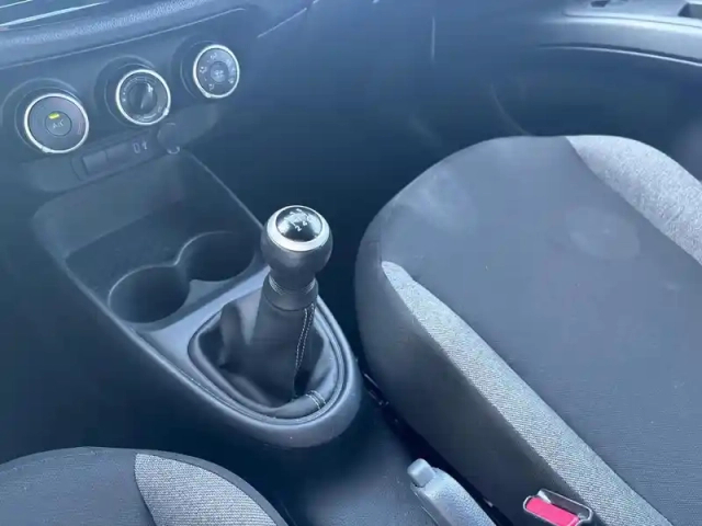 Toyota Aygo X 1.0 vvt-i 72ch dynamic my24 — photo 12