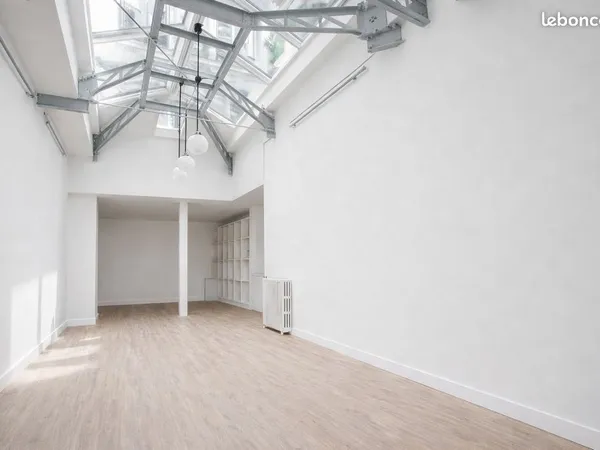 Bureaux 490 m²
