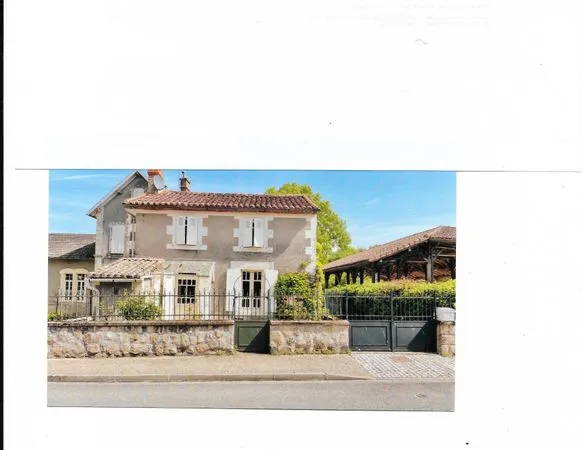 Maison Abzac 16500
