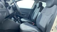 Renault Captur 1.2 TCe 120ch energy Intens EDC — photo 9