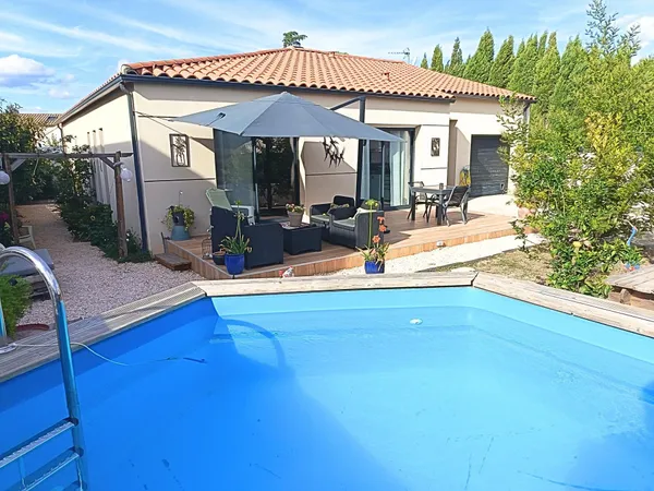 Villa contemporaine de plain-pied - Prestations haut de gamme - À 15 min de Narbonne