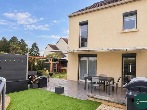 Maison 5 pièces 94 m²