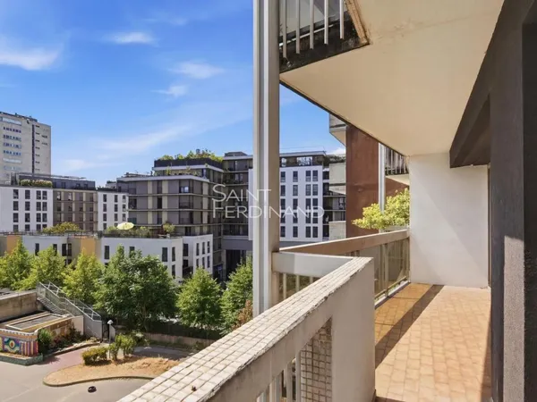 Vends t4 - 93.96 m² - Paris 15ème