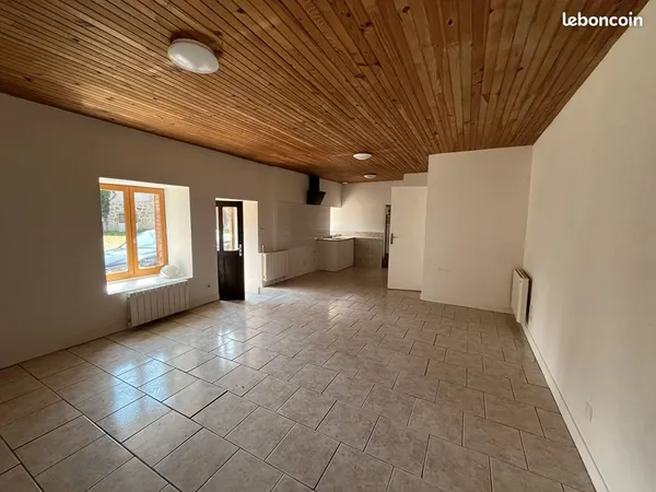 Studio 1 pièce 25 m²