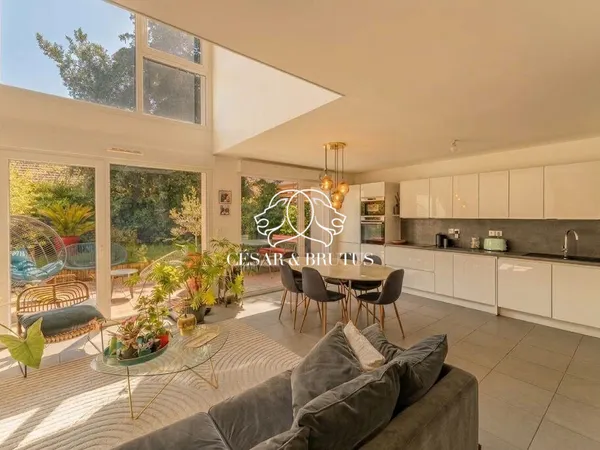 Vends maison de ville - 110 m² - 5 pièces, 4 chambres - Écully 69130