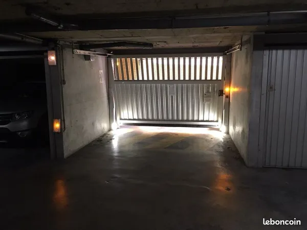Garage en sous-sol sécurisé