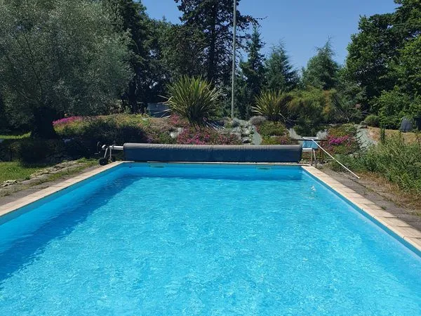 Maison avec piscine, grand terrain et 200 m² - Lias, proche Toulouse