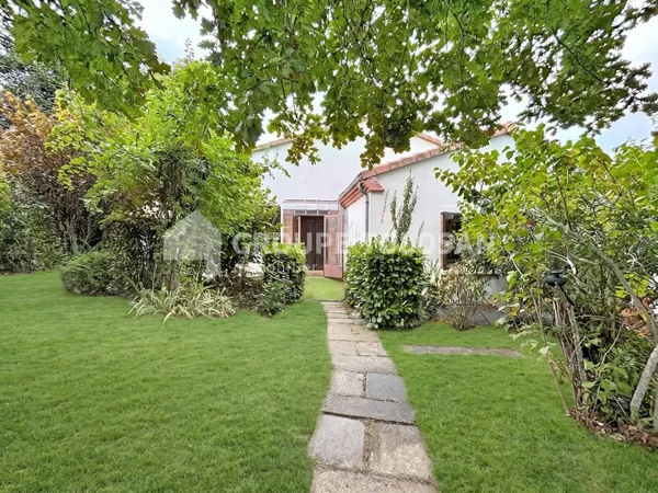 Maison 5 pièces 160 m²