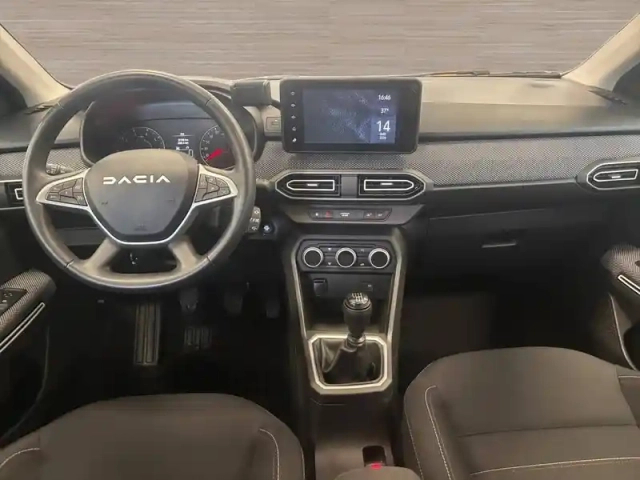 Dacia Jogger tce 110 7 places — photo 10