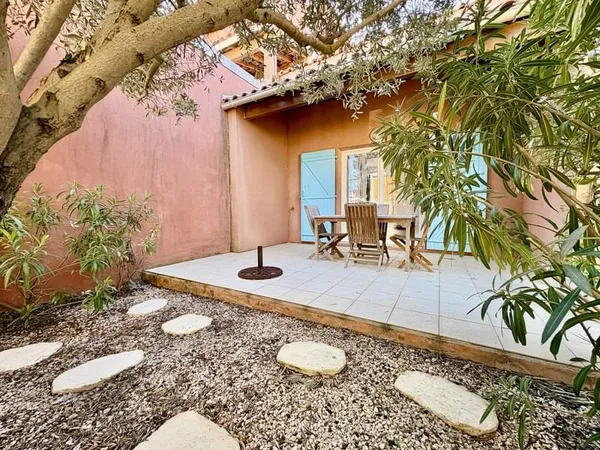 Maison 2 pièces, avec terrasse, Garage et Parking