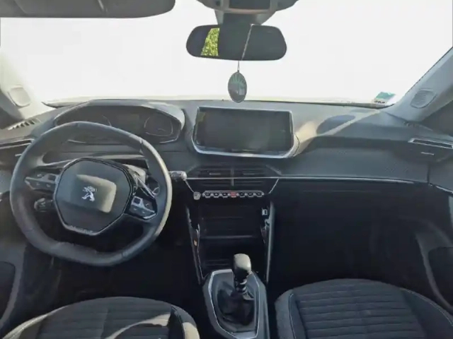 Peugeot 2008 puretech 100 s&amp;s bvm6 — photo 29