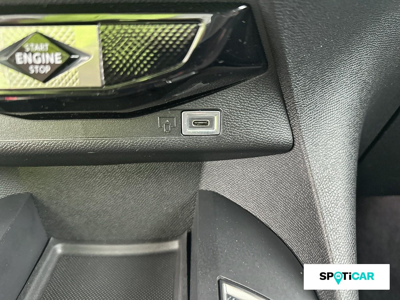 Ds Ds 3 1.2 hybride 136ch edition france — photo 17