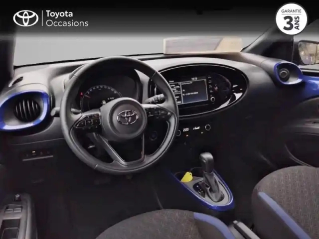 Toyota Aygo X 1.0 vvt-i 72ch design s-cvt — photo 8