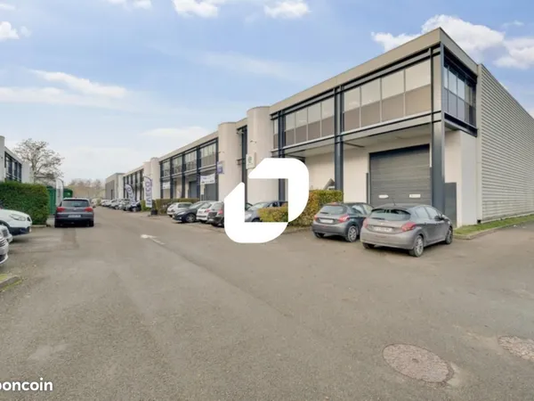 Local d'activité 1 146 m²