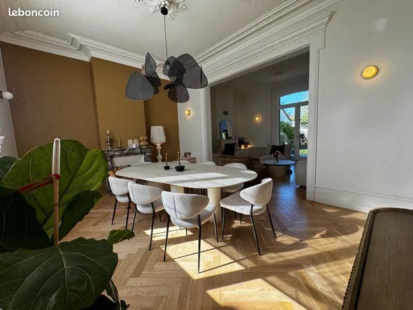 Maison Bourgeoise