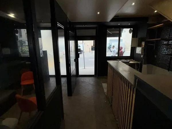 Boutique 123 m² PARIS