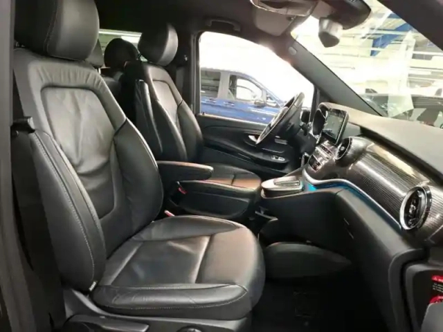 Mercedes Classe V 300 avantgarde extra long 8 pl — photo 5